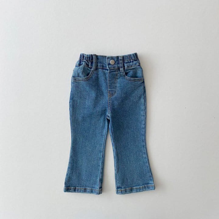 Brooklyn Flared Jeans