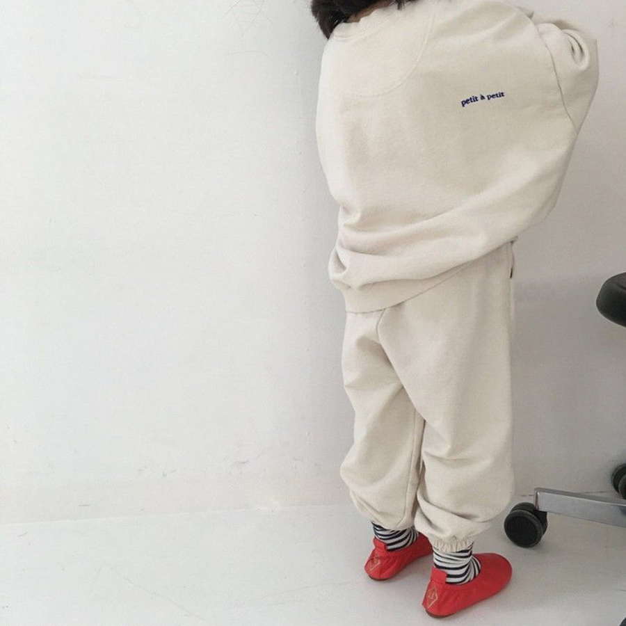 Oversized Sweatshirt/Pants set with Mom